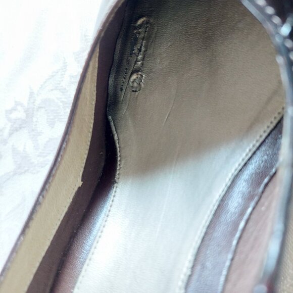 Ros Hommerson Women's Brown Crocodile Pattern Pumps, Size 8 - Picture 6 of 7